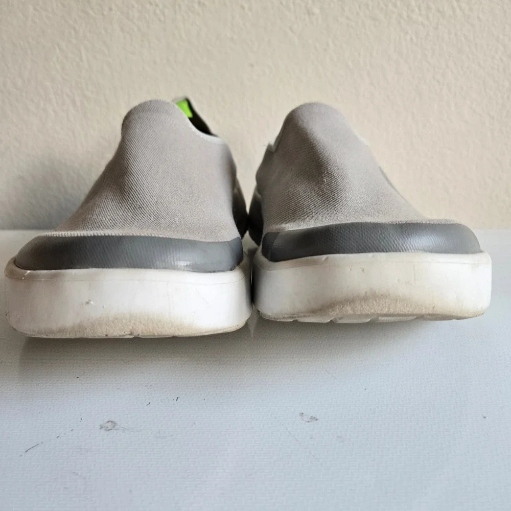 OOFOS pre owned